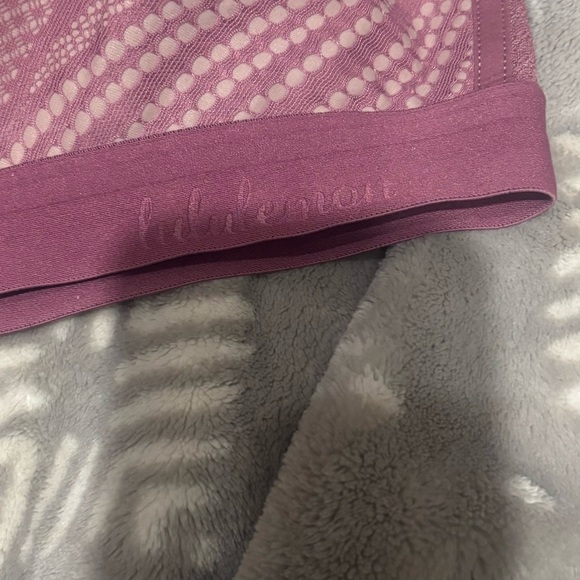 Lululemon Awake to Lace Bra - Picture 5 of 5